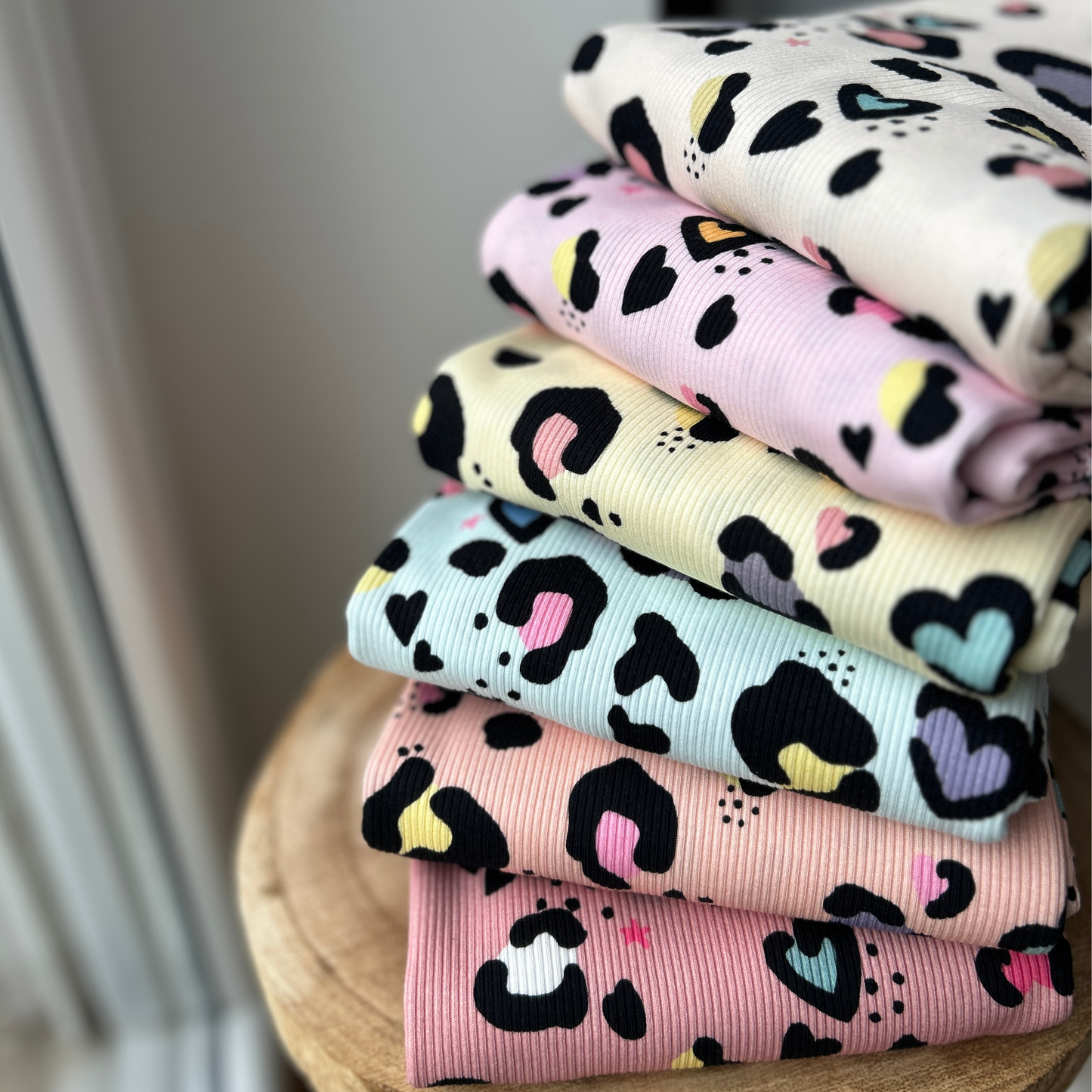 Ribjersey LeoLove Pastell Rosa